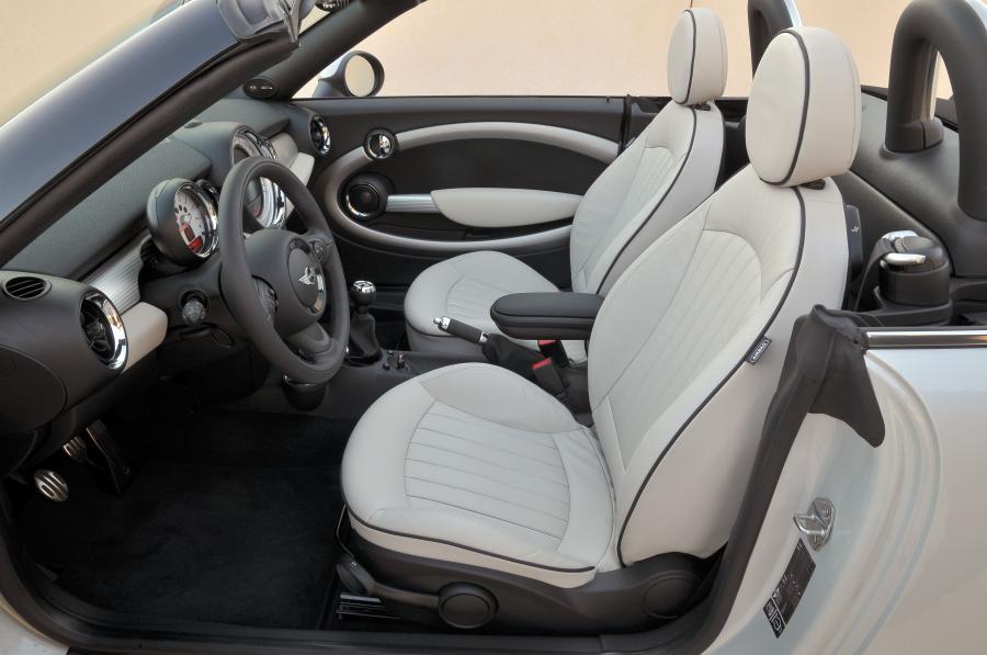 Mini Roadster 2012 года  (фото 46 из 395)